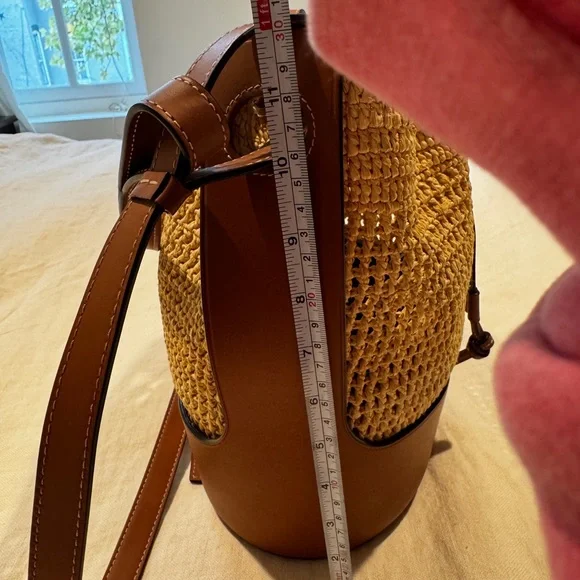 Loewe raffia balloon Bucket Bag by JW Anderson large size - Picture 7 of 10